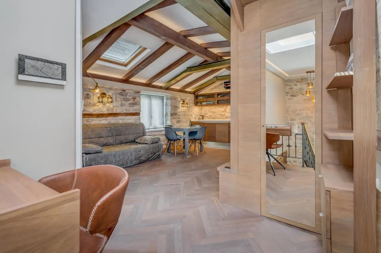 Palace Luxury Retreat Split Apartmán