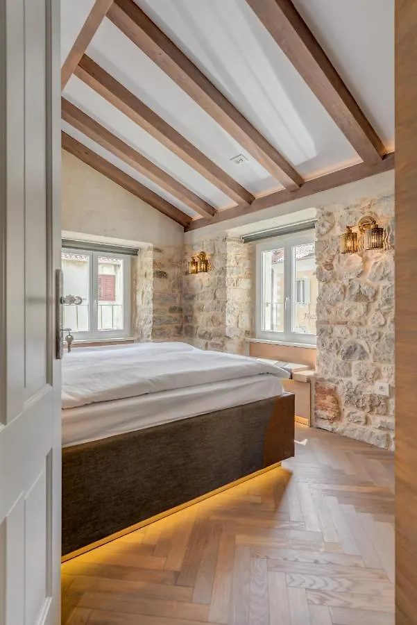 Palace Luxury Retreat Split 0*,  Chorvatsko