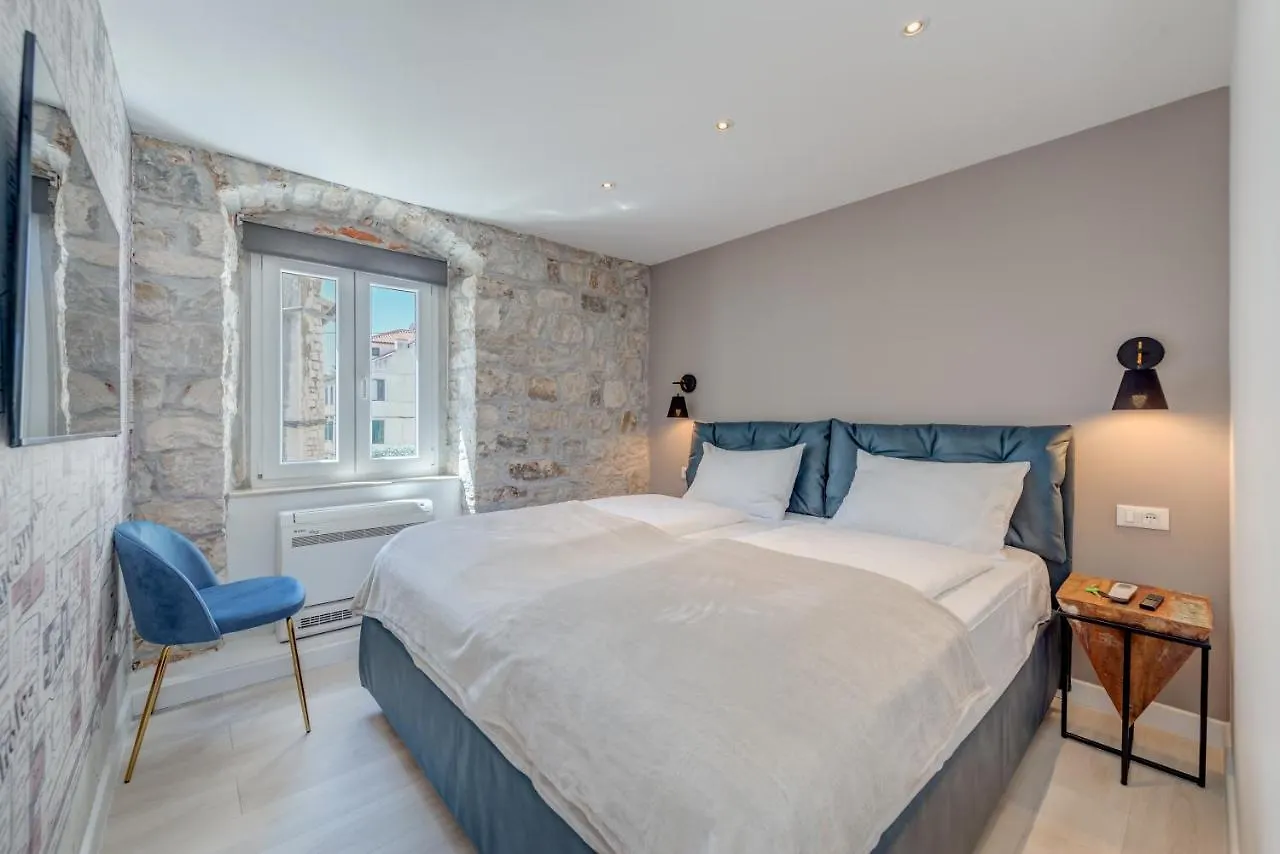 Palace Luxury Retreat Split 0*,